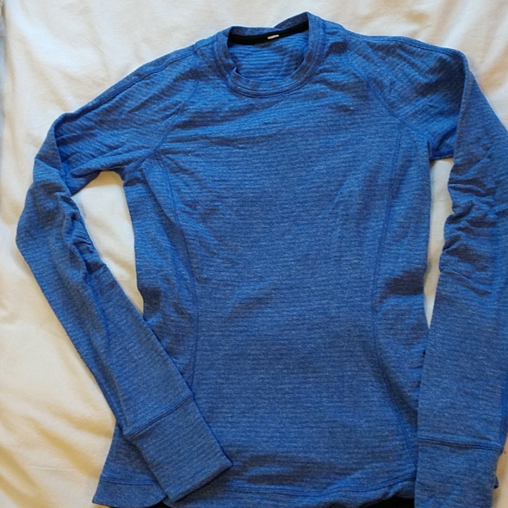 Lululemon run top